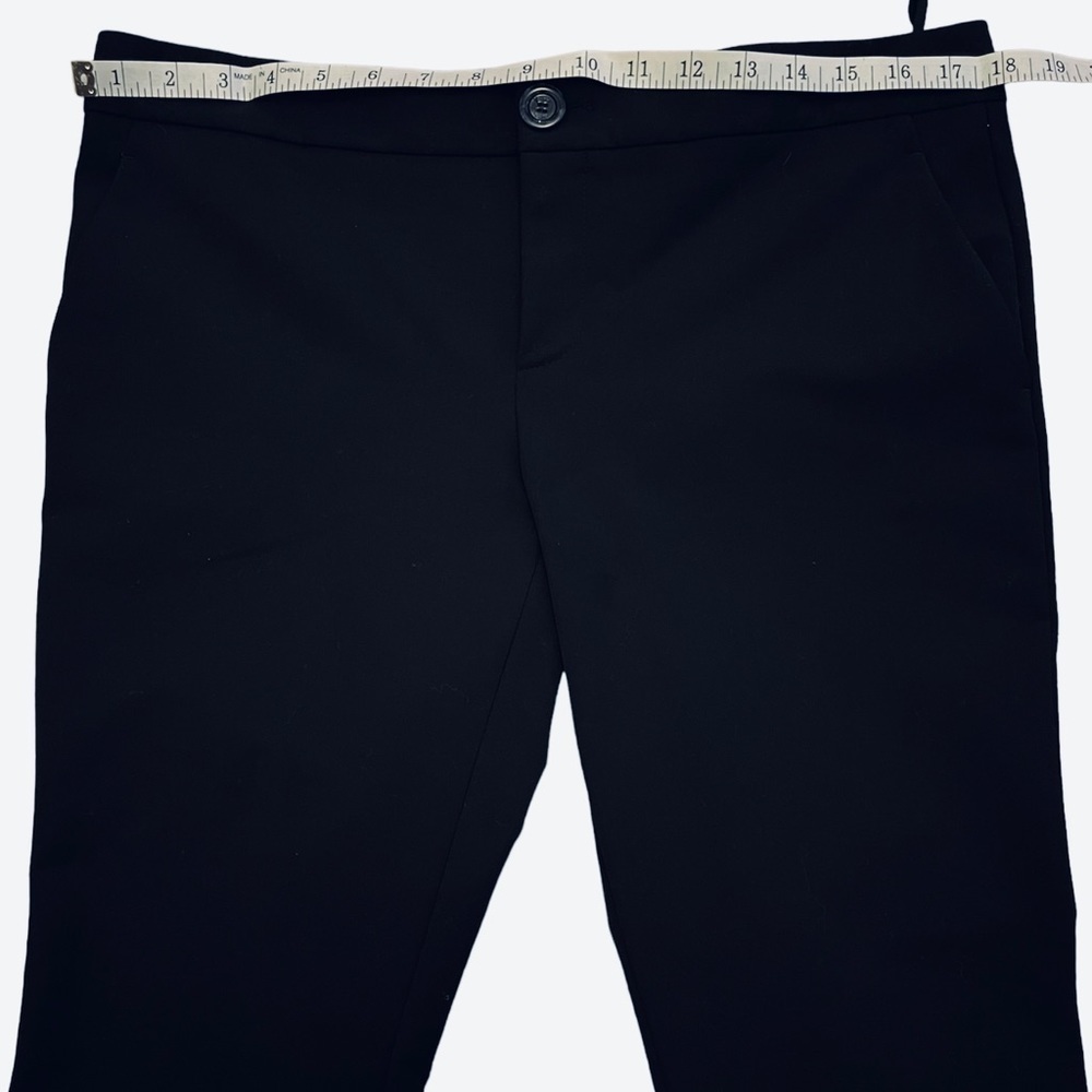 𝅺GUCCI Ruffle Hem Trousers. - Picture 9 of 12